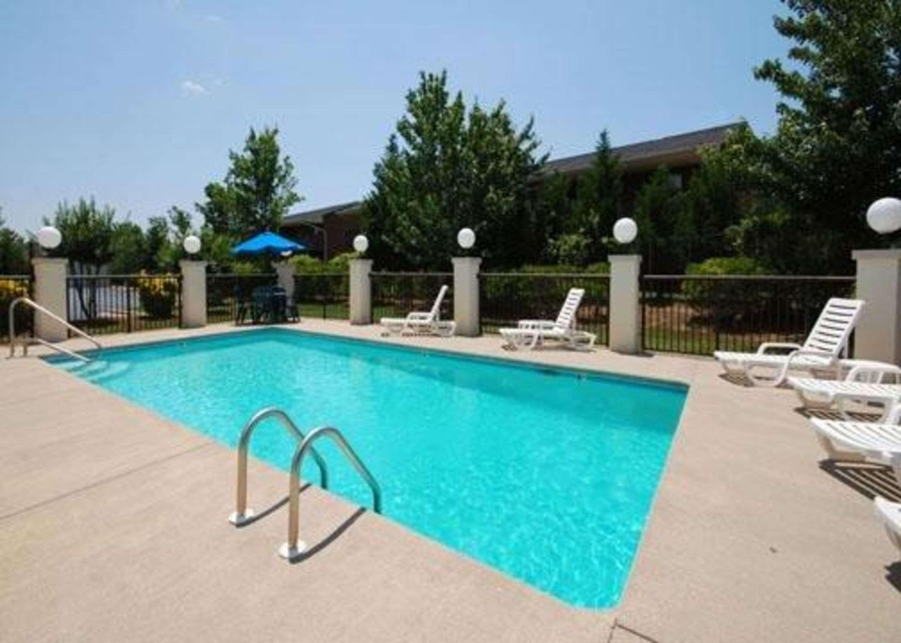 Quality Inn & Suites Tarboro - Kingsboro Exterior photo
