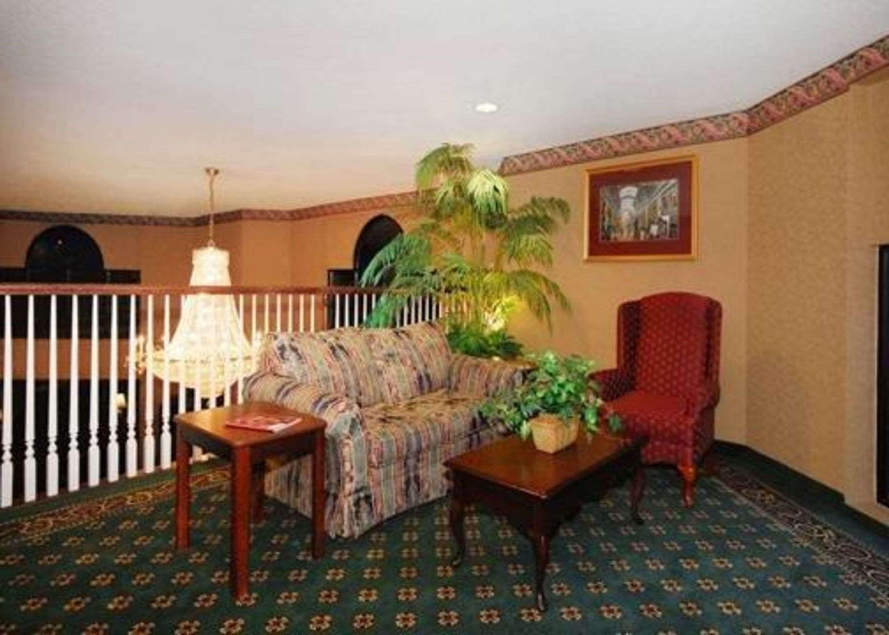 Quality Inn & Suites Tarboro - Kingsboro Exterior photo