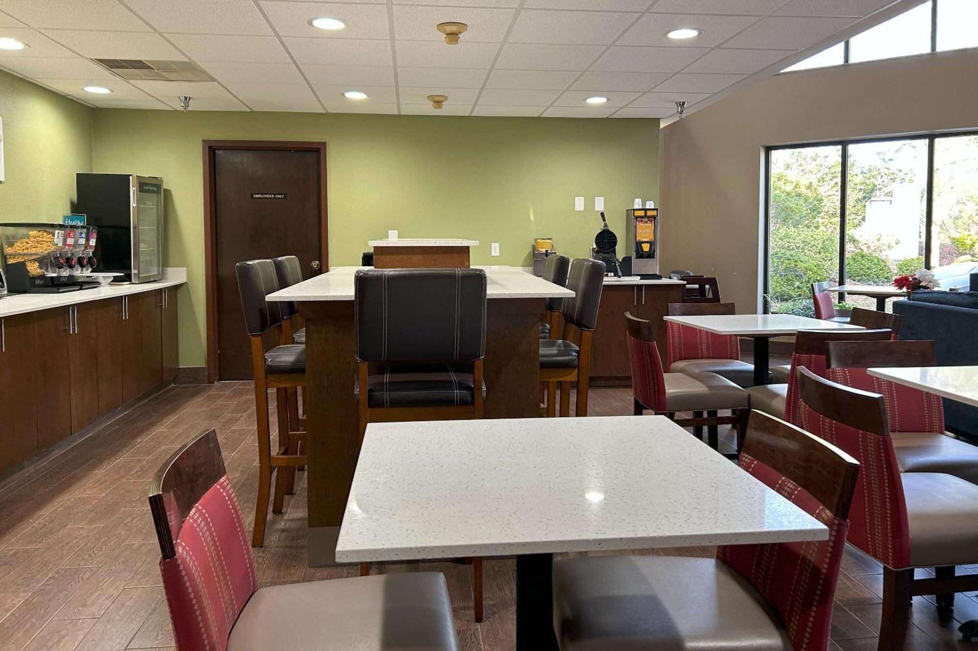 Quality Inn & Suites Tarboro - Kingsboro Exterior photo